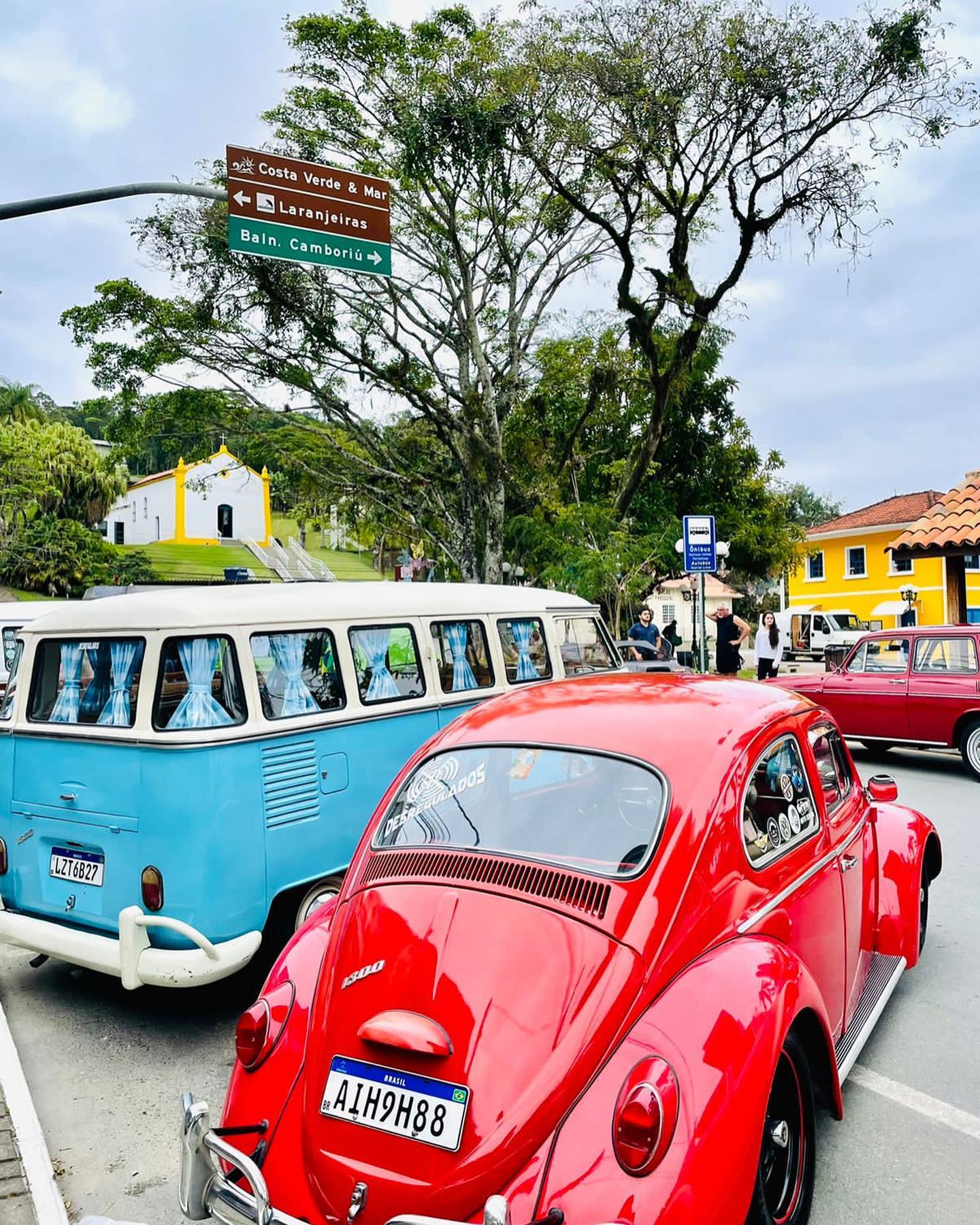 Domingo (19) tem exposição de carros antigos em Balneário Camboriú