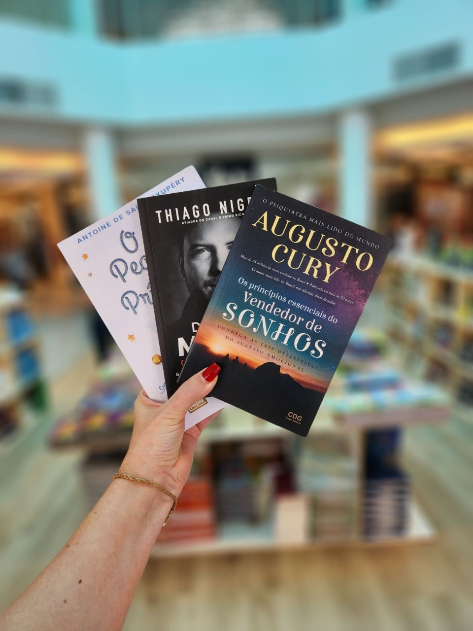 Feira do livro “Promolivros” segue no Itajaí Shopping até 5 de março