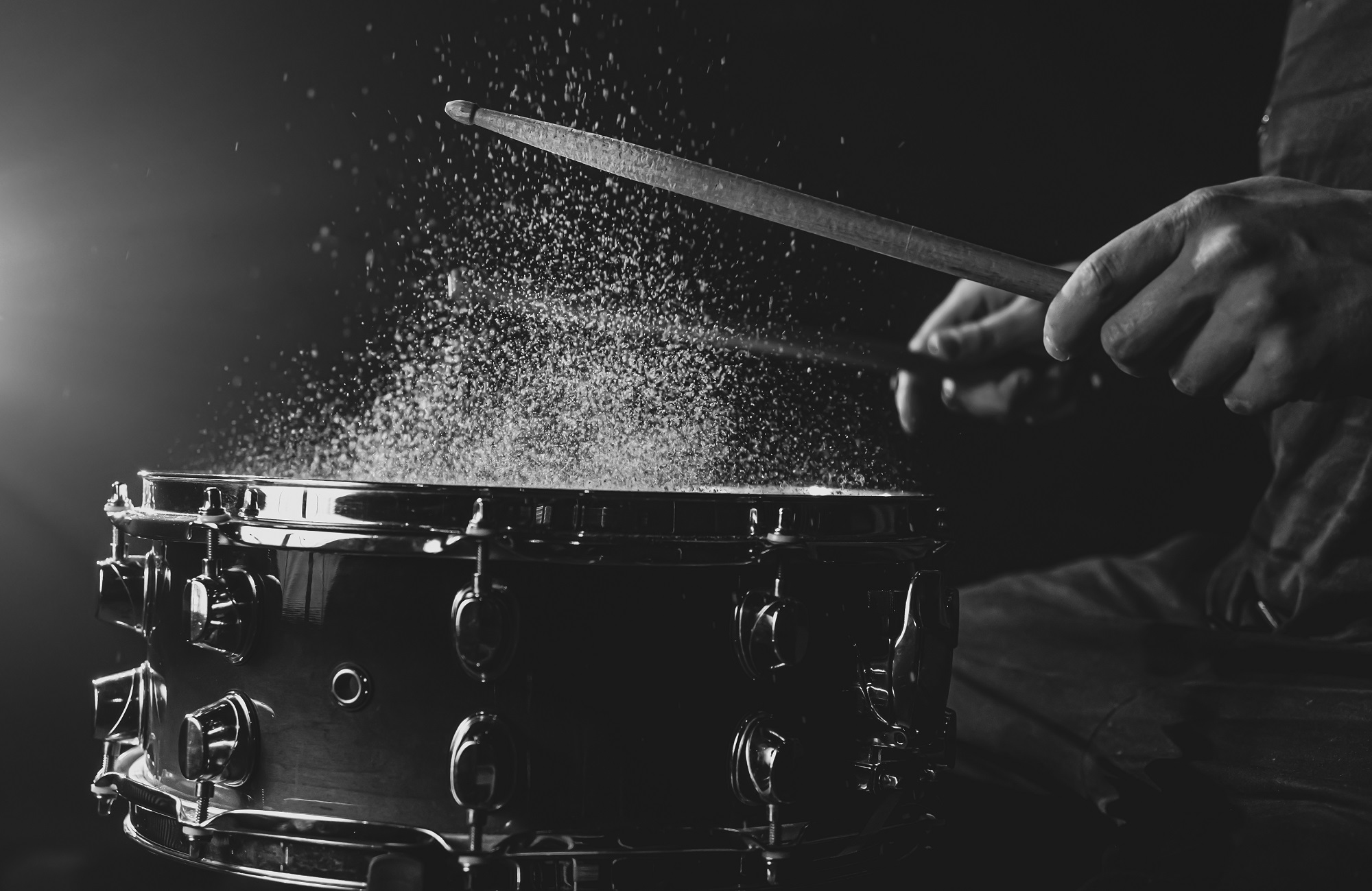 Teatro Carlos Gomes seleciona músicos e bandas para apresentações remuneradas