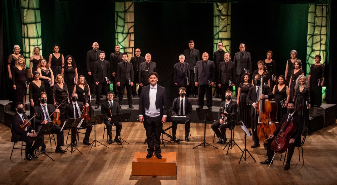 Domingo tem apresentação do coro Vozes do Vale no Teatro Municipal de Itajaí