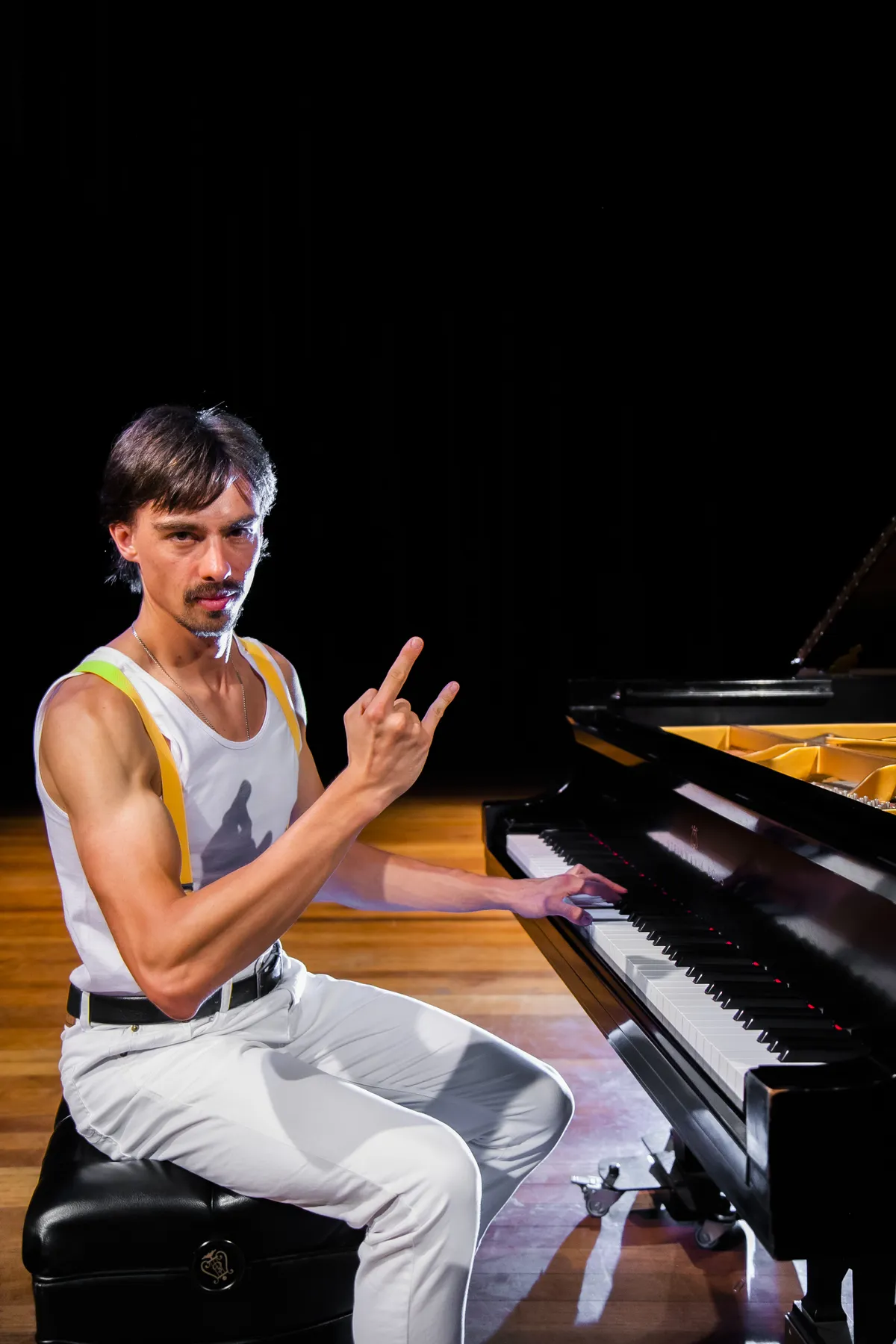 Balbúrdia de Itajaí terá cover de Pink Floyd no piano