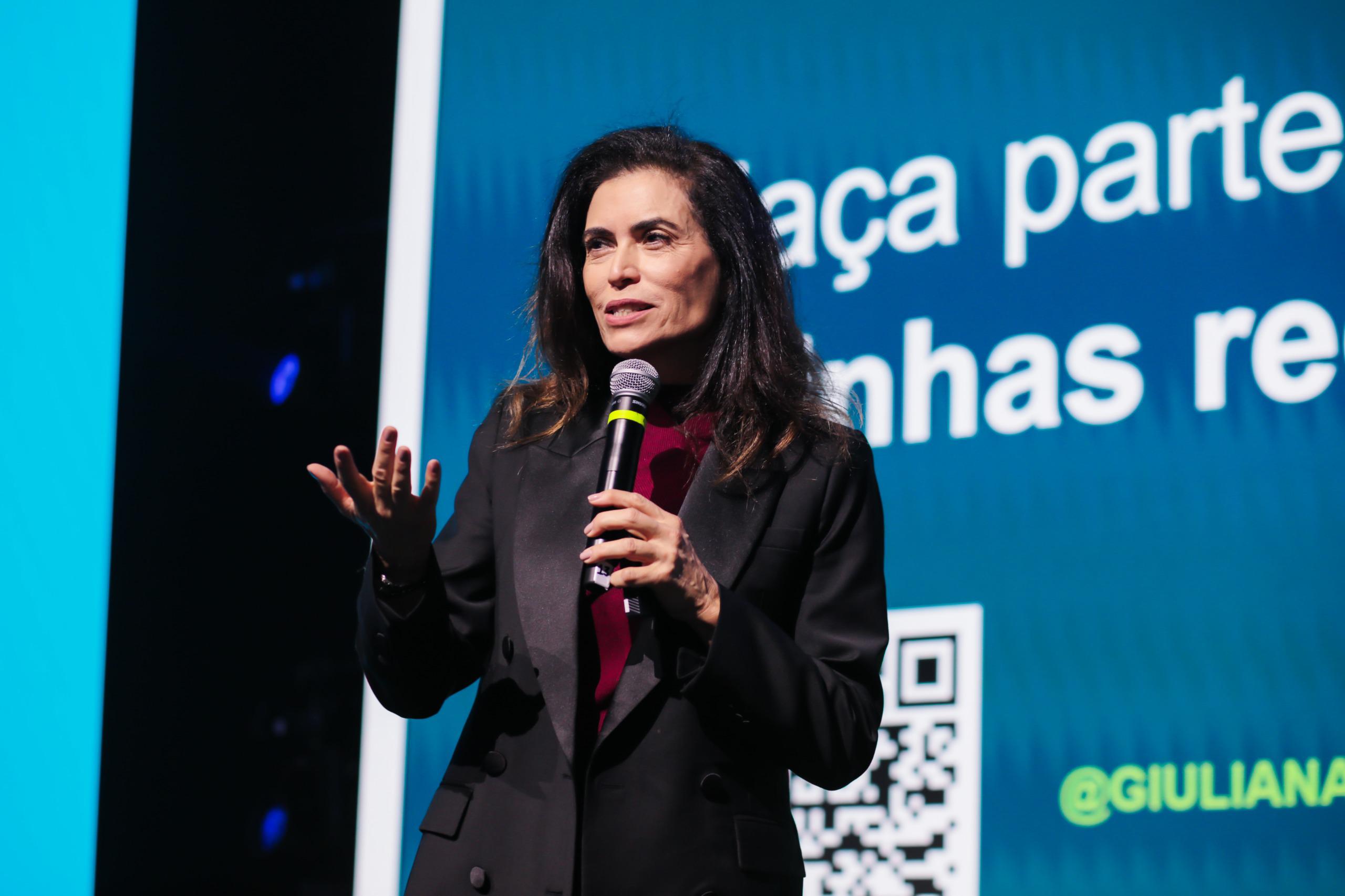 Celebridades e vozes inspiradoras movimentam o palco do CONCARH 2025