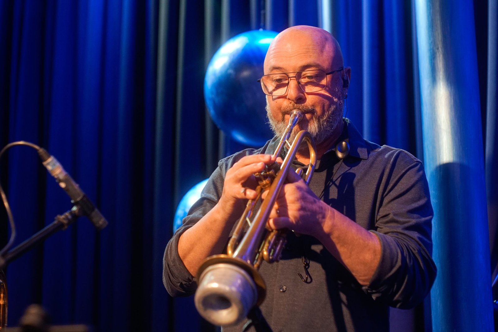 Evandro Hasse estreia show autoral no Festival de Música de Itajaí