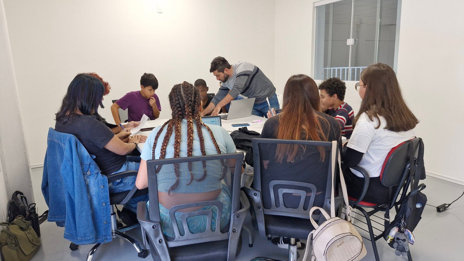 Instituto Araxá abre inscrições para o segundo semestre de cursos gratuitos do Capacita Jovem em Itapema