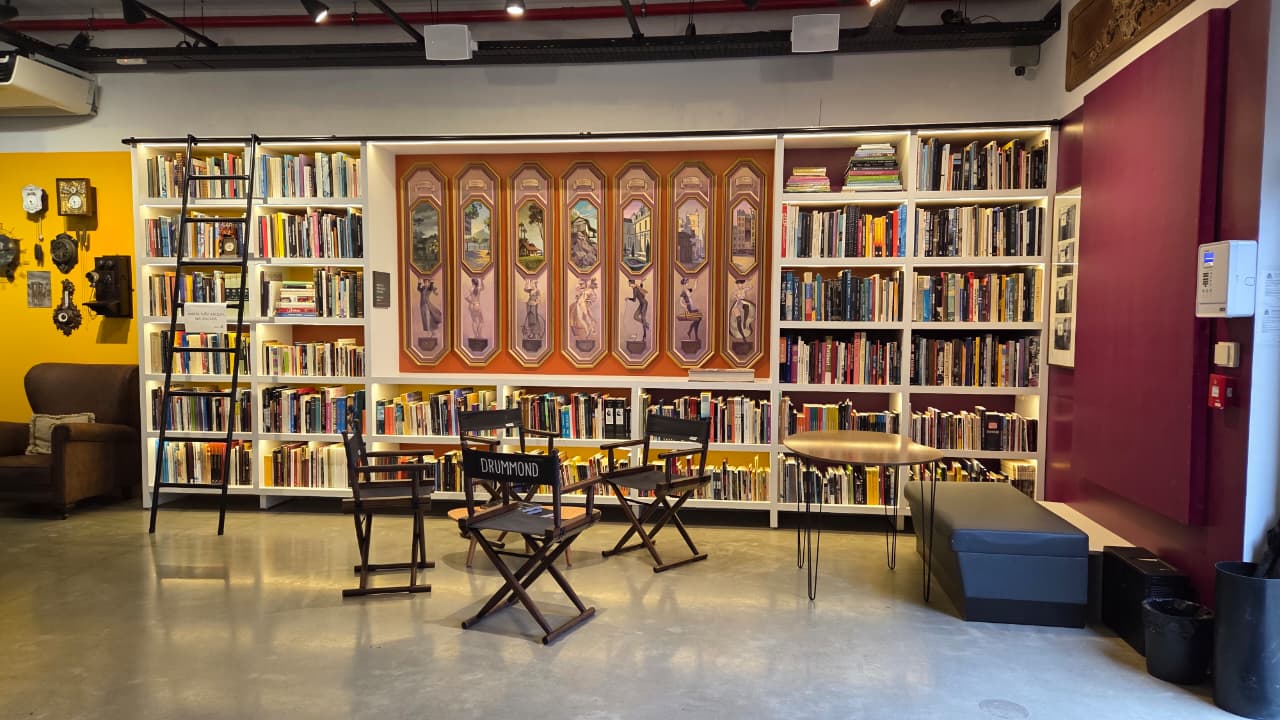 Instituto Juarez Machado reinaugura biblioteca em Joinville e abre exposição inédita de Marta Berger