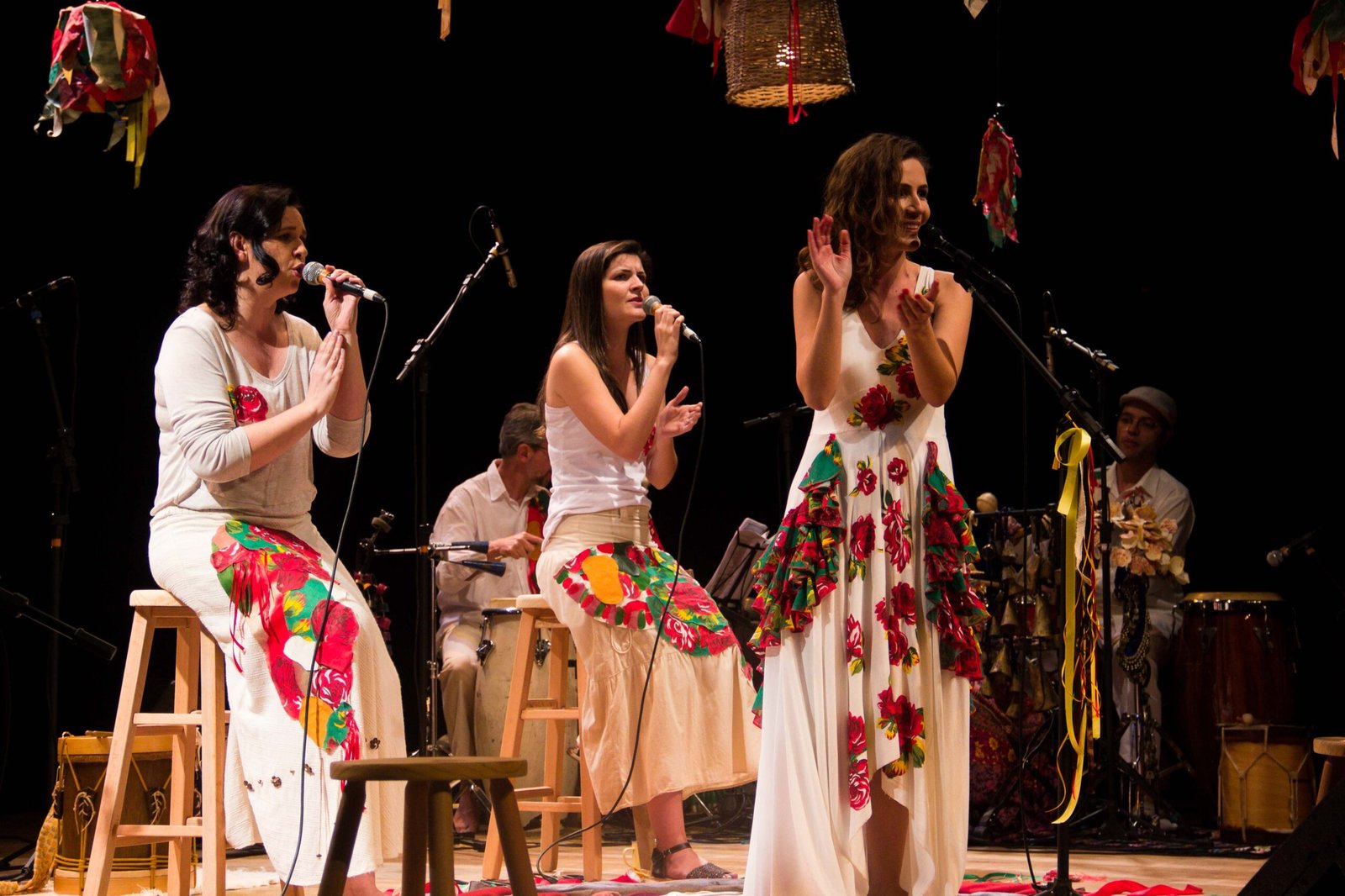 Projeto homenageia cantador Arnoldo Cueca com teatro, cinema e música em Itajaí